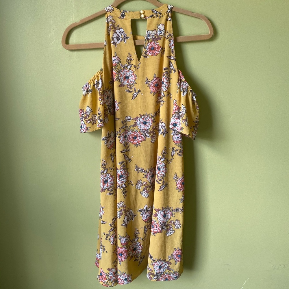 Dress - Picture 5 of 6